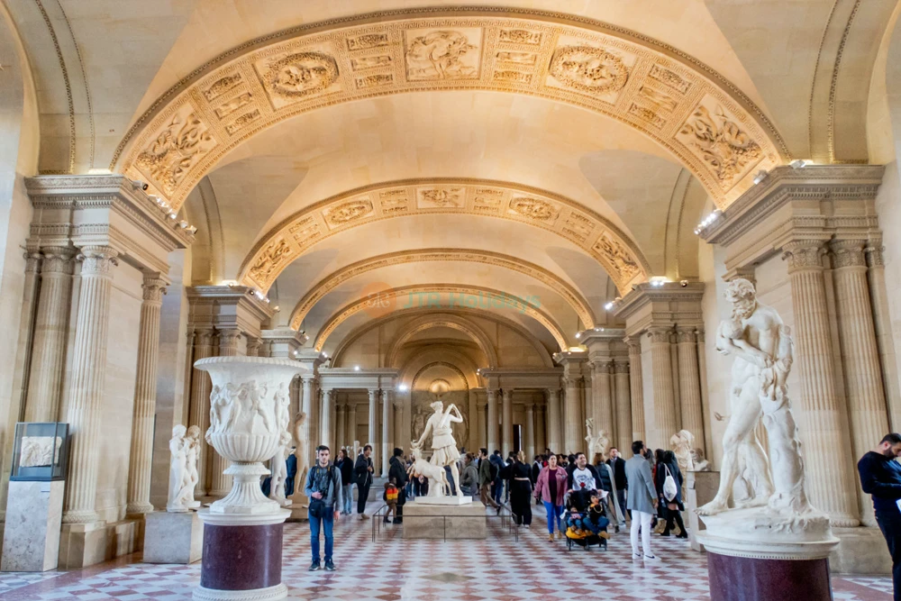 Louvre Museum Ticket in Paris – Book Online & Skip the Line - JTR Holidays