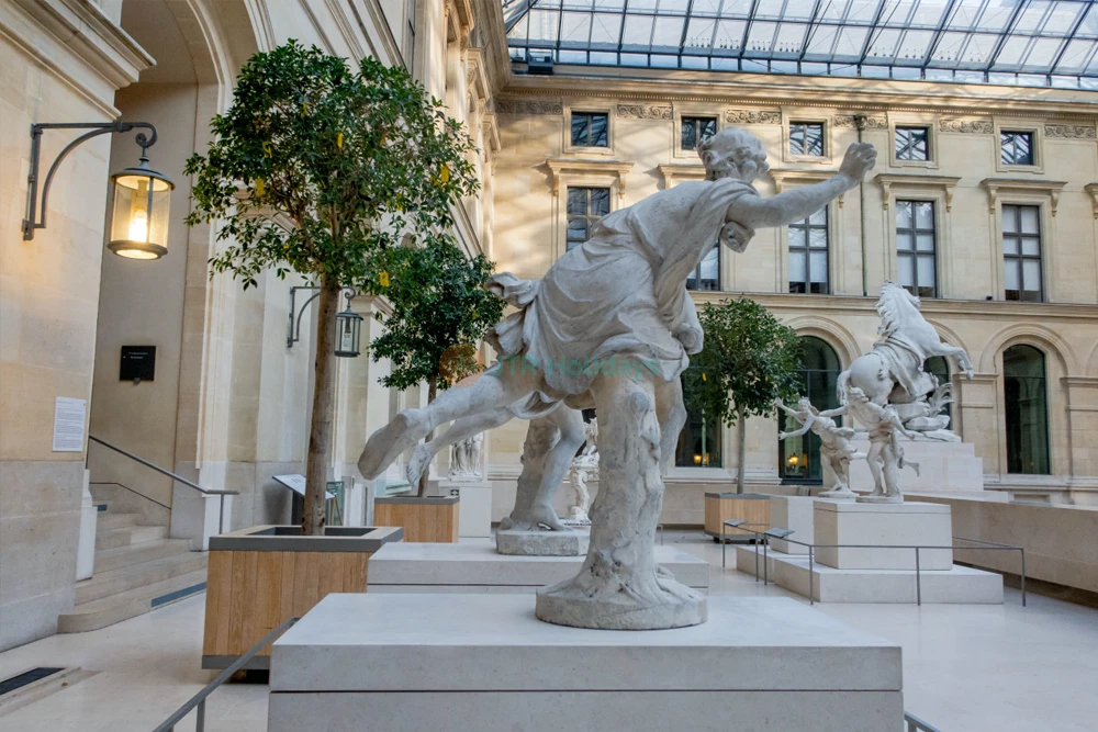 Louvre Museum Ticket in Paris – Book Online & Skip the Line - JTR Holidays