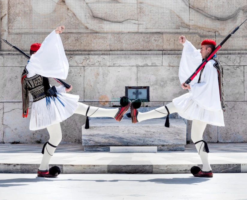 Acropolis and Acropolis Museum Morning Walking Tour - Image 2 of 5