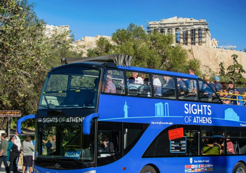 Athens hop-on hop-off bus by Sights of Athens
