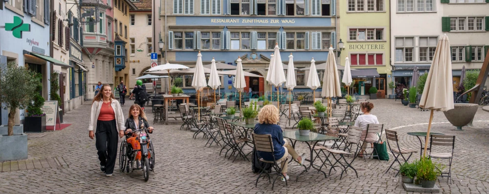 Zurich City Tour with Ferry and Felsenegg Cable Car Ticket - Image 4 of 6