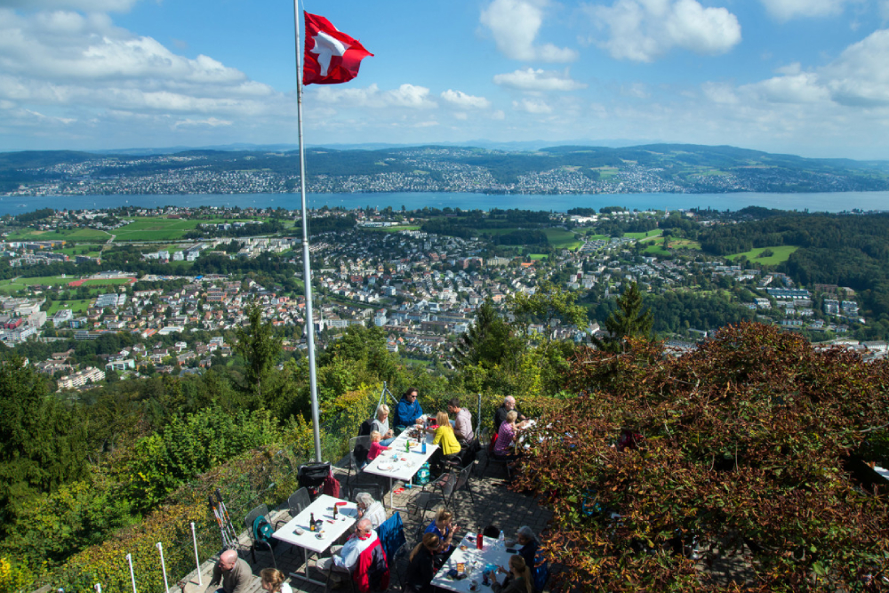 Zürich Sonnenuntergangstour und Abendessen mit Schweizer Käsefondue Ticket - Bild 2 von 5