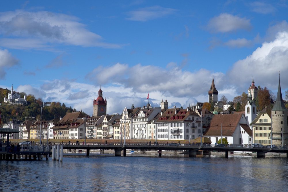 Lucerne City Tour and Yacht Cruise from Zurich Ticket - Image 3 of 5