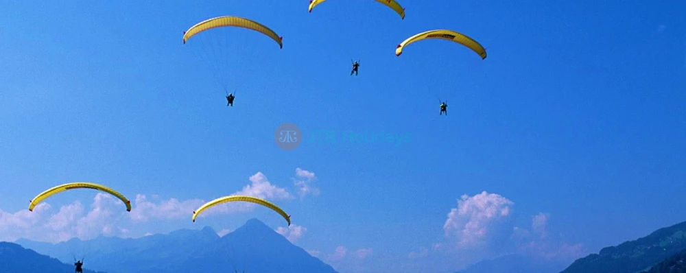 Tandem Paragliding Experience in Interlaken from Zurich - Image 3 of 5