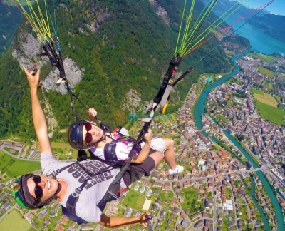 Tandem Paragliding Experience in Interlaken from Zurich - Image 5 of 5