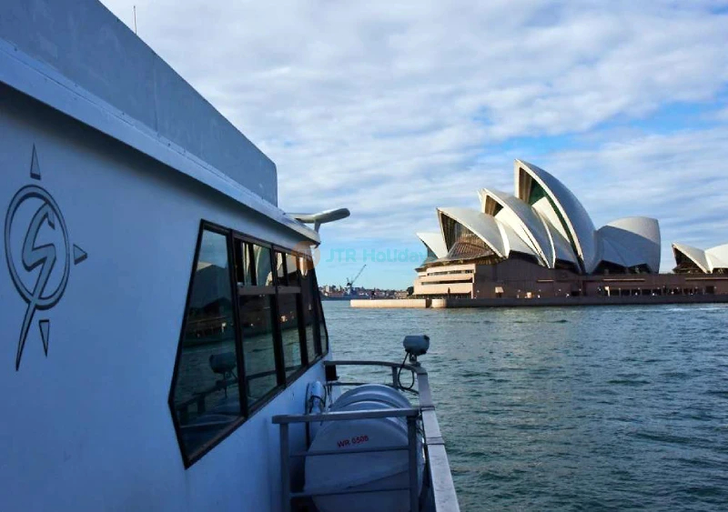 Sydney Harbour BBQ Lunch Discovery Cruise Ticket