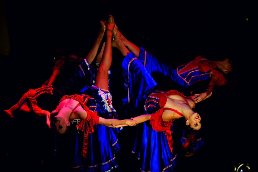 Sydney Harbour Showboat Dinner Cruise Ticket - Image 3 of 5