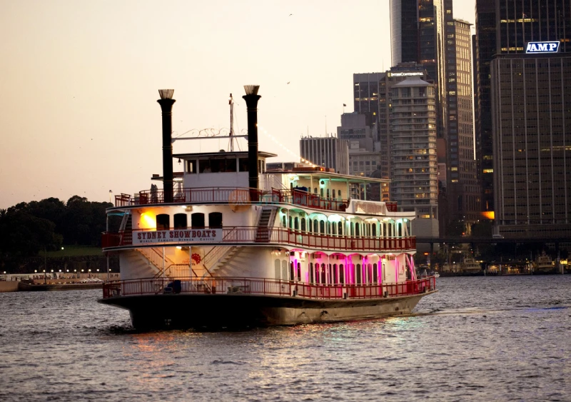 Biglietto Crociera Cena con Spettacolo Sydney Harbour Showboat