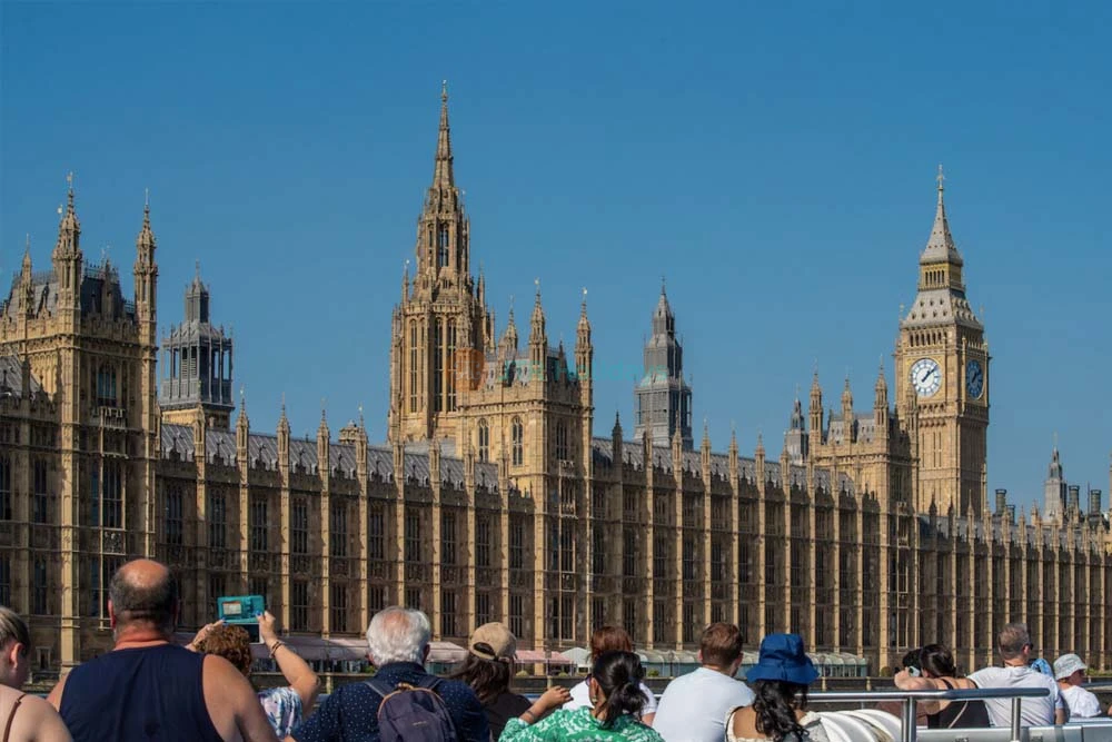 Thames River Sightseeing Cruise - Westminster to Greenwich - Image 6 of 9