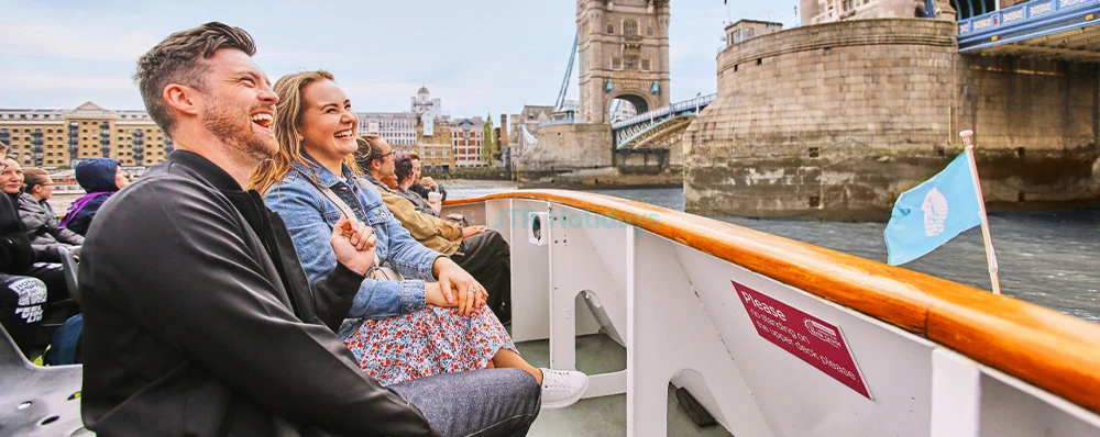 River Thames Sightseeing Cruise | Iconic London Landmarks by Boat - JTR Holidays