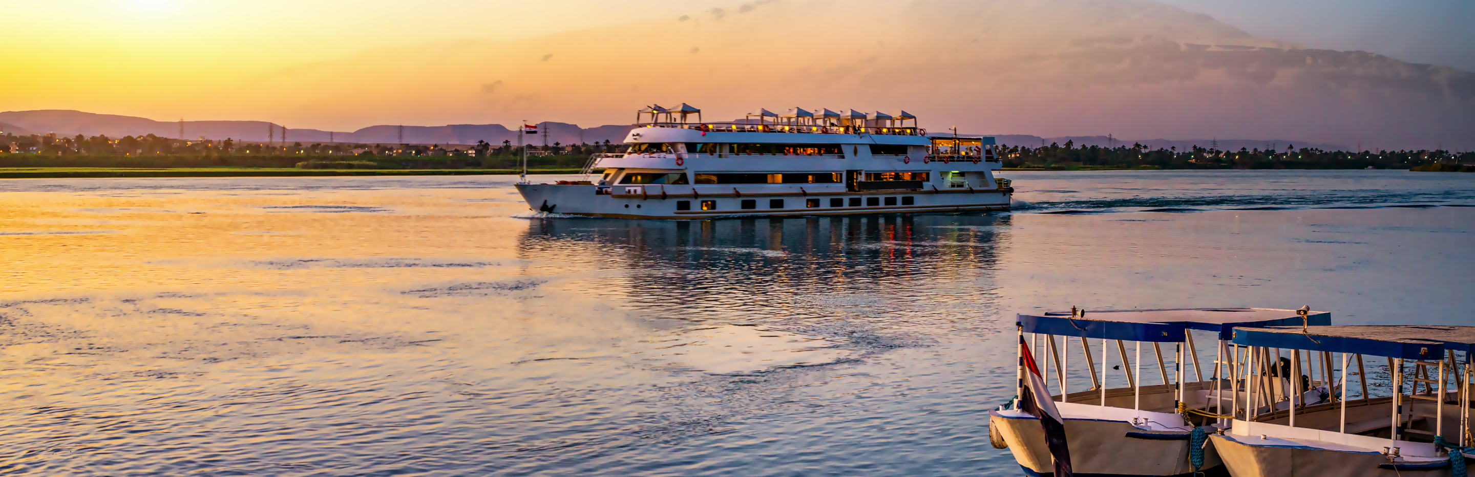 Dhow Dinner Cruises - Discover Our Dhow Cruises - Book Now - JTR Holidays