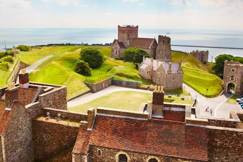 Leeds Castle, Canterbury, Dover & Greenwich Day Tour from London - JTR Holidays