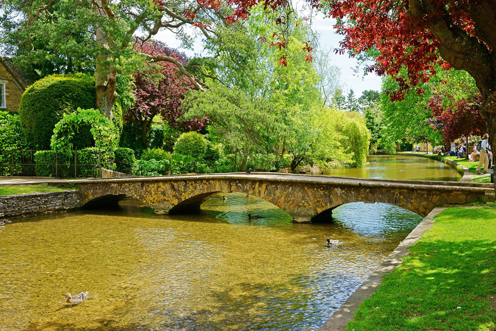 Cotswolds Tour from London with Lunch - Image 1 of 9