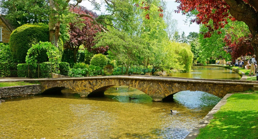 Cotswolds Day Tour from London with Lunch | JTR Holidays