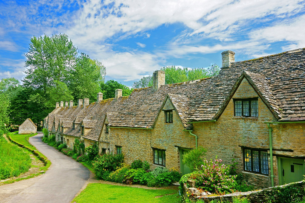 Cotswolds Tour from London with Lunch - Image 3 of 9