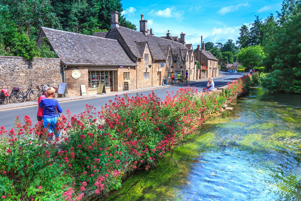 Cotswolds Tour from London with Lunch - Image 7 of 9