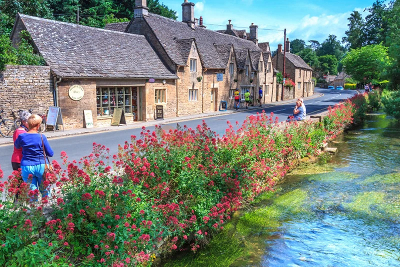Cotswolds Day Tour from London with Lunch | JTR Holidays