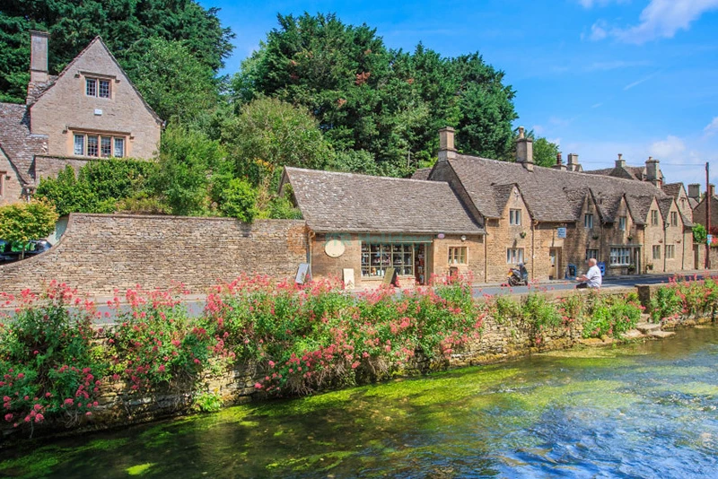 Cotswolds Day Tour from London with Lunch | JTR Holidays - Image 8 of 9