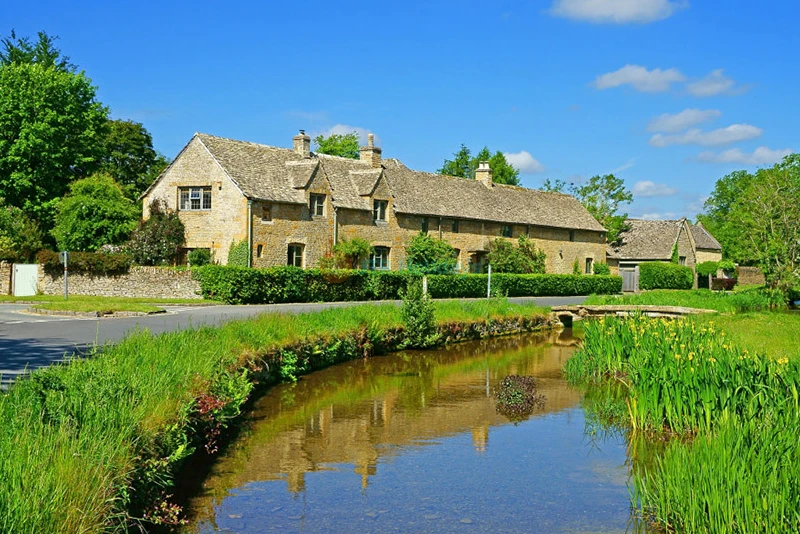 Cotswolds Day Tour from London with Lunch | JTR Holidays