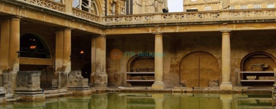 Windsor Castle, Stonehenge & Bath Day Tour with Pub Lunch in Lacock - JTR Holidays
