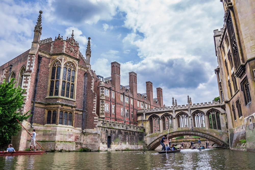 Oxford and Lacock Tour from London - Image 3 of 5