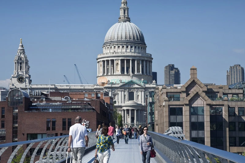 Tootbus London Hop-On Hop-Off Bus - Visit Top Attractions Easily - JTR Holidays