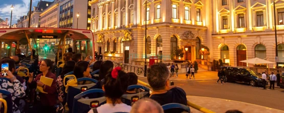 Tootbus London Hop-On Hop-Off Bus - Visit Top Attractions Easily - JTR Holidays