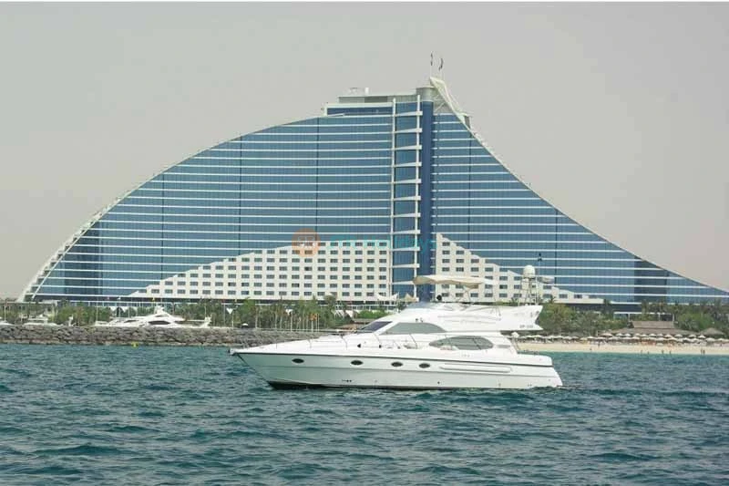 Yacht Rental Dubai Marina - 50 Ft (18 Pax)