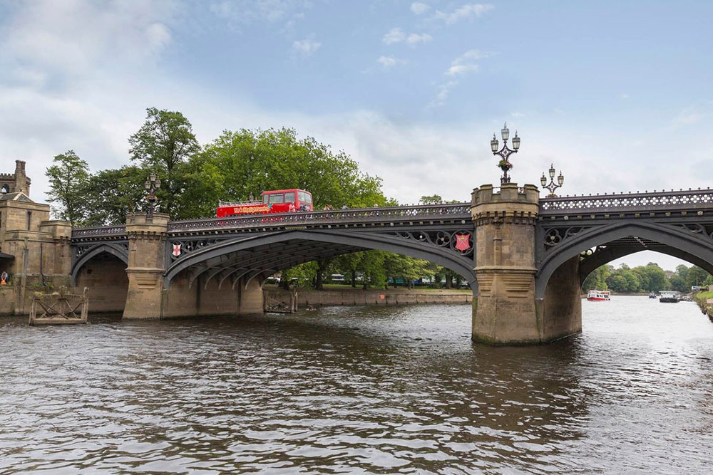 시티 사이트시잉 요크 홉온 홉오프 버스 투어 - Image 6 of 6