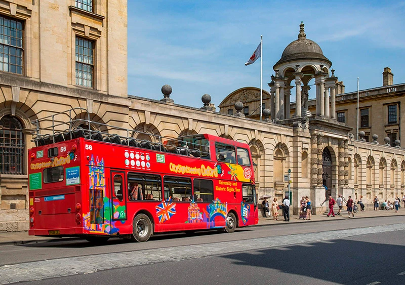 City Sightseeing Oxford Tour in Bus Hop-on Hop-off