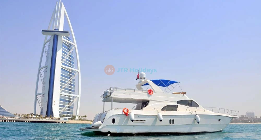 Yacht de luxe à Dubaï - 75 ft (27 personnes) - Image 1 sur 5