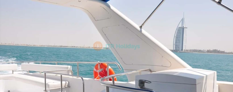 Yacht de luxe à Dubaï - 75 ft (27 personnes) - Image 3 sur 5