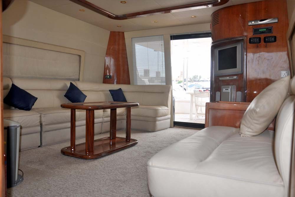 Luxury Yacht In Dubai - 75 Ft (27 Pax) - Image 4 of 8