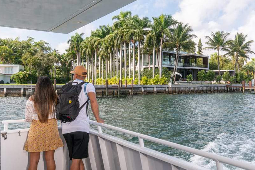 The original Millionare's Row Sightseeing cruise - Image 2 of 5