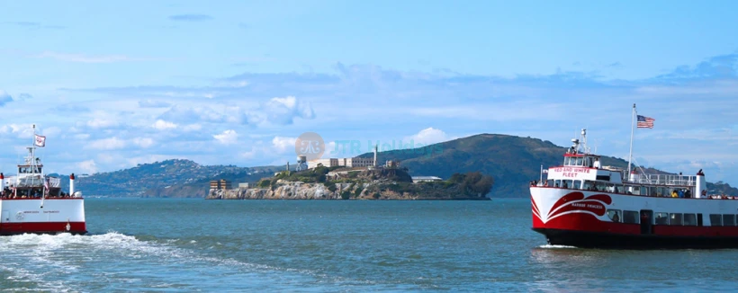 Sunset or Evening Sightseeing Boat Cruise by Red and White Fleet - Sail under the Golden Gate Bridge and past Alcatraz on a stunning San Francisco Bay sunset or evening cruise. Enjoy city skyline views with Red and White Fleet. Sunset or Evening Sightseeing Boat Cruise by Red and White Fleet - Image 3 of 5
