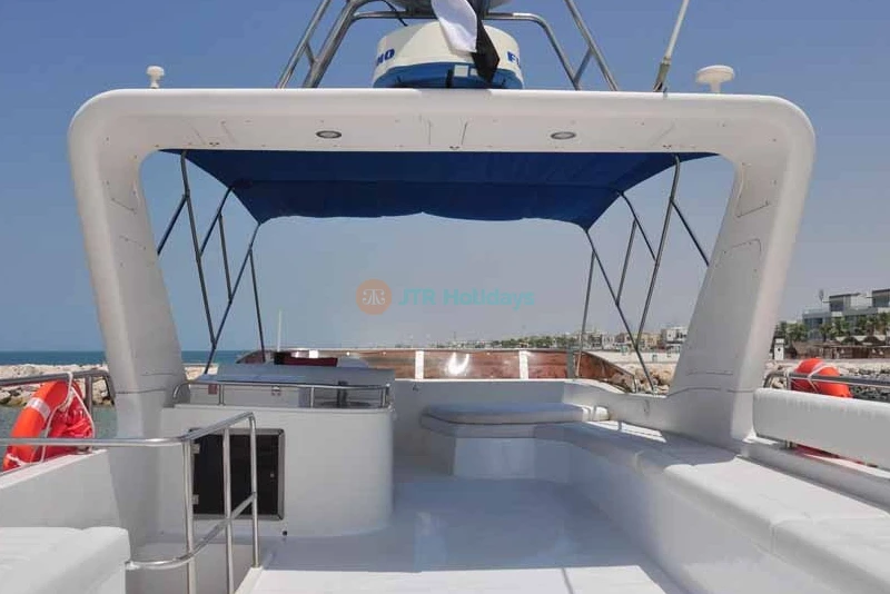 Luxury Yacht in Dubai - Yacht Ride in Dubai - JTR Holidays - Image 7 of 8