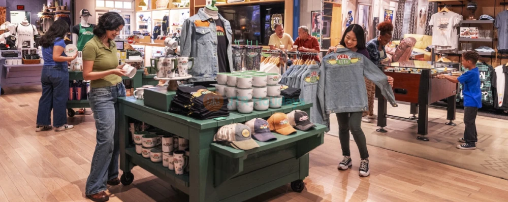 Warner Bros. Studio Tour Hollywood Tickets Los Angeles - Book Online - JTR Holidays - Image 4 of 5