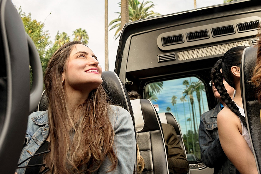 Los Angeles Celebrity Homes Bus Tour - Image 3 of 5