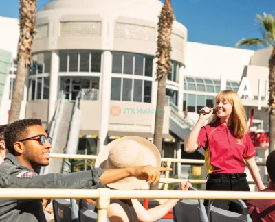 Los Angeles TMZ Celebrity Bus Tour - Image 2 of 5