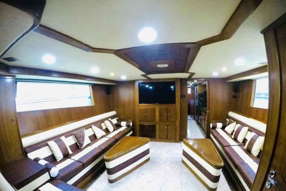 Luxury Yacht Ride Dubai Virgo 90Ft (90 Pax) - Image 7 of 8