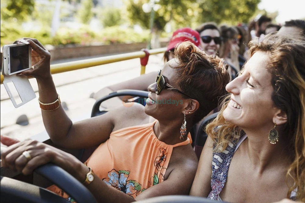 Seattle Hop-On Hop-Off Bus Tour | City Sightseeing Seattle  - JTR Holidays