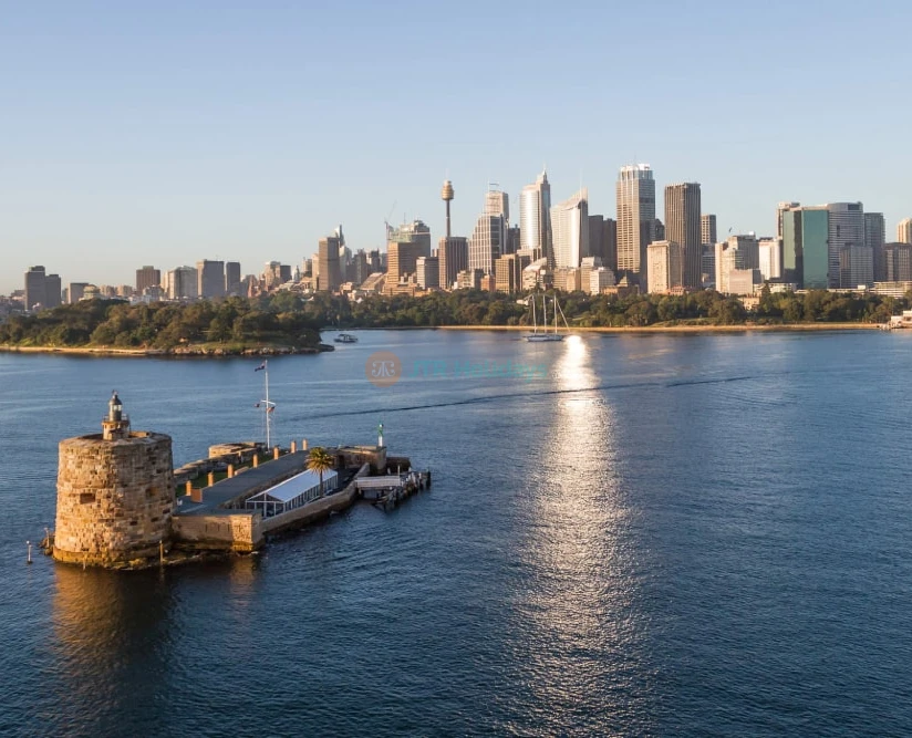Sydney Harbour Cruise with Buffet Lunch Ticket - JTR Holidays - Image 2 of 5