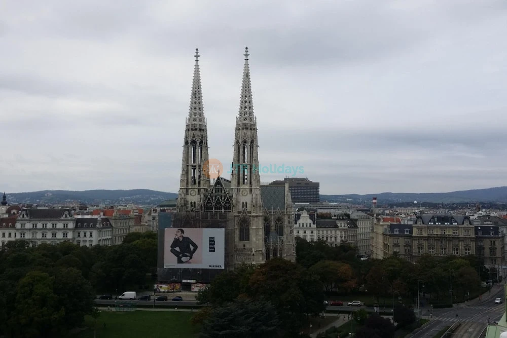 Vienna Sighteeing Hop-On Hop-Off Bus Passes - JTR Holidays