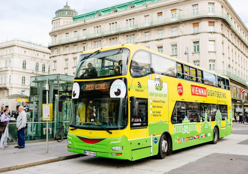 Biglietto Autobus Hop-On Hop-Off per la Visita di Vienna