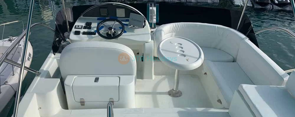 Yacht Rental Dubai  - Affordable Best Yachts Deals, Price | Luxury Yachts - JTR Holidays - Image 4 of 5