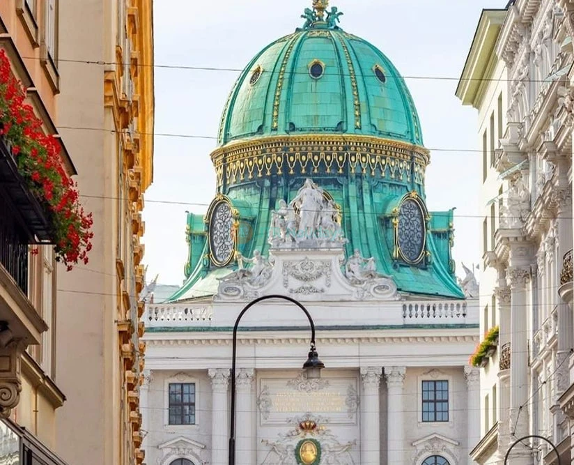 Hofburg Palace & Sisi Museum Skip-the-Line Tour  - JTR Holidays