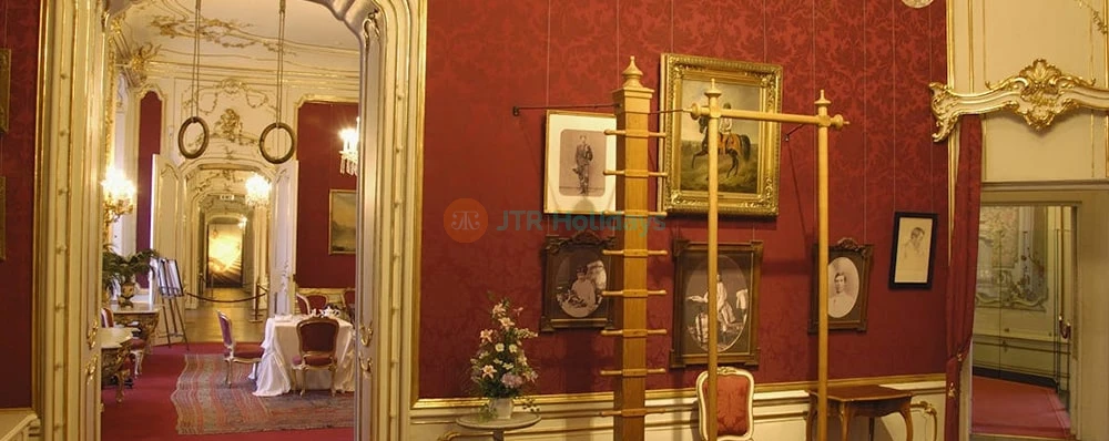 Visite guidée coupe-file du palais Hofburg et du musée Sissi - Image 4 sur 5