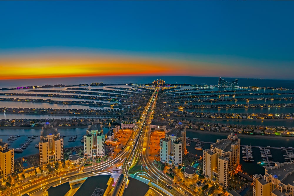 The View At The Palm Jumeirah Ticket - Experience The View at The Palm 240m high on level 52 of the Palm Tower, offering stunning 360° views of Palm Jumeirah, the Arabian Gulf, and Dubai’s skyline. The View At The Palm Jumeirah Ticket - Image 2 of 5