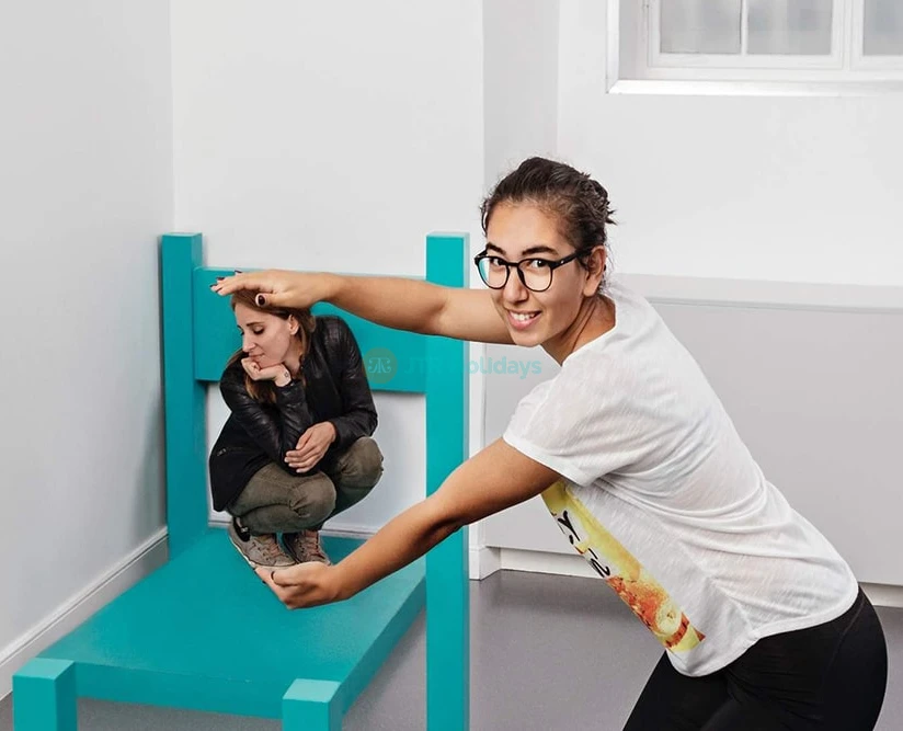 Museum of Illusions Vienna | Interactive Optical Illusions & Fun Exhibits - JTR Holidays