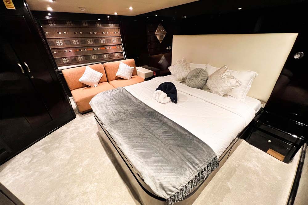 Yacht Rental Dubai - TISCK - 75FT - Image 8 of 9